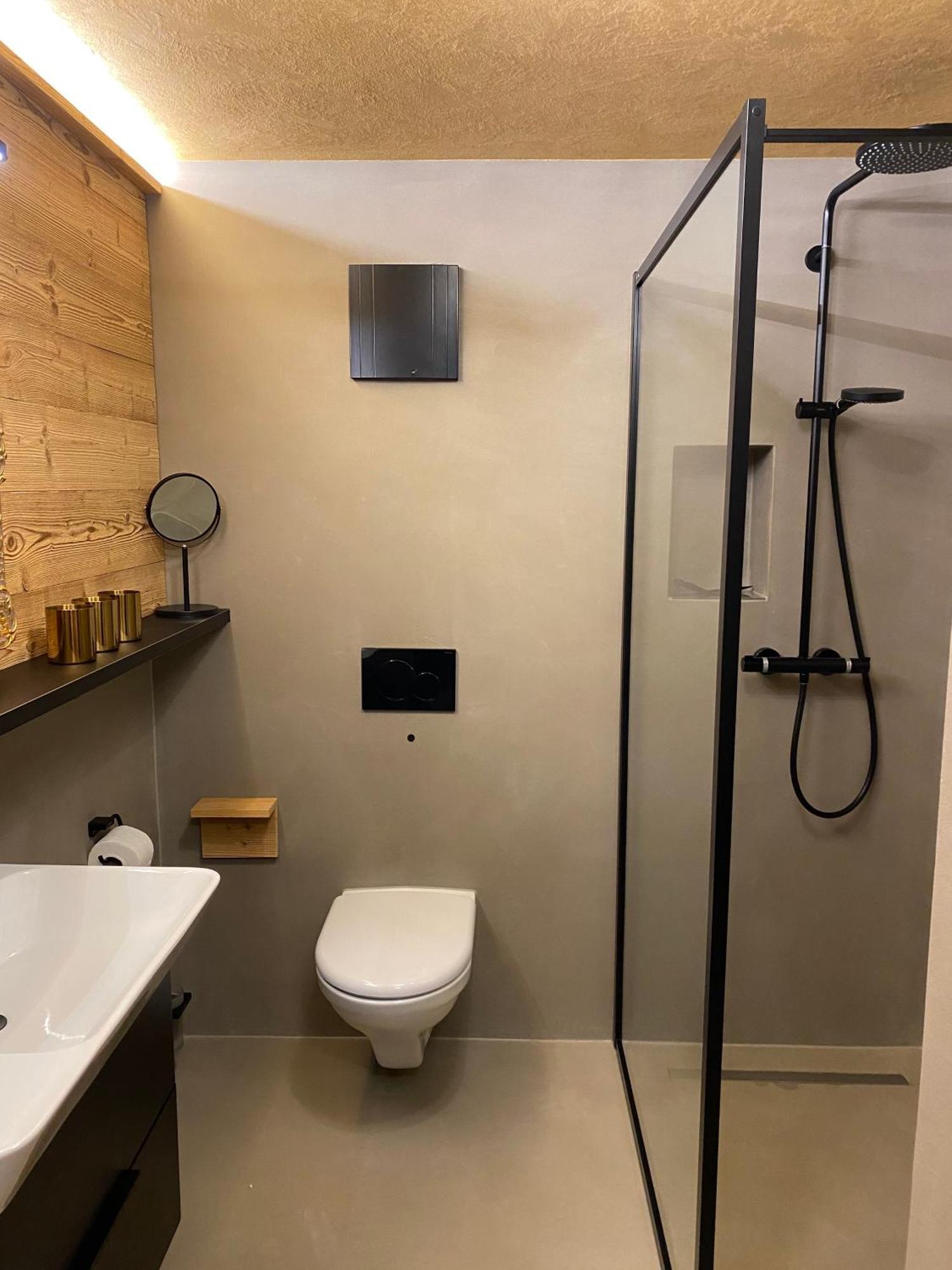 Alp N' Rose Apartment Hasliberg Luaran gambar